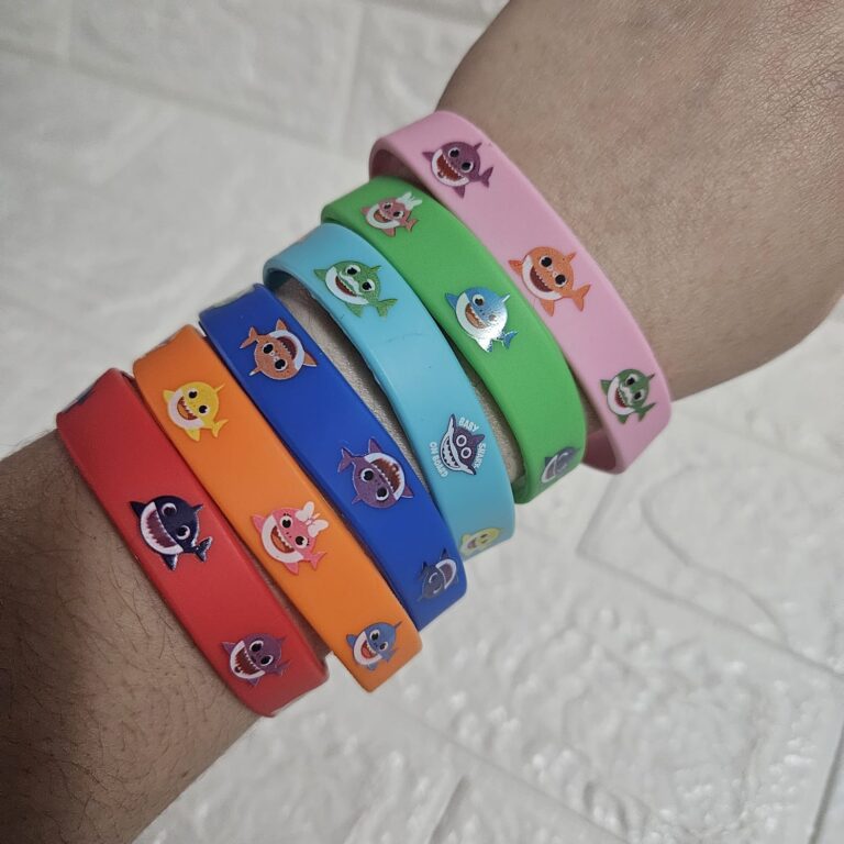 Pulseras Decorativa 10 unidades Cumpleaños Tiburón bebé (Baby Shark ...