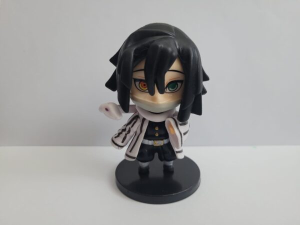 Figura de colección Demon Slayer (Obanai Iguro)