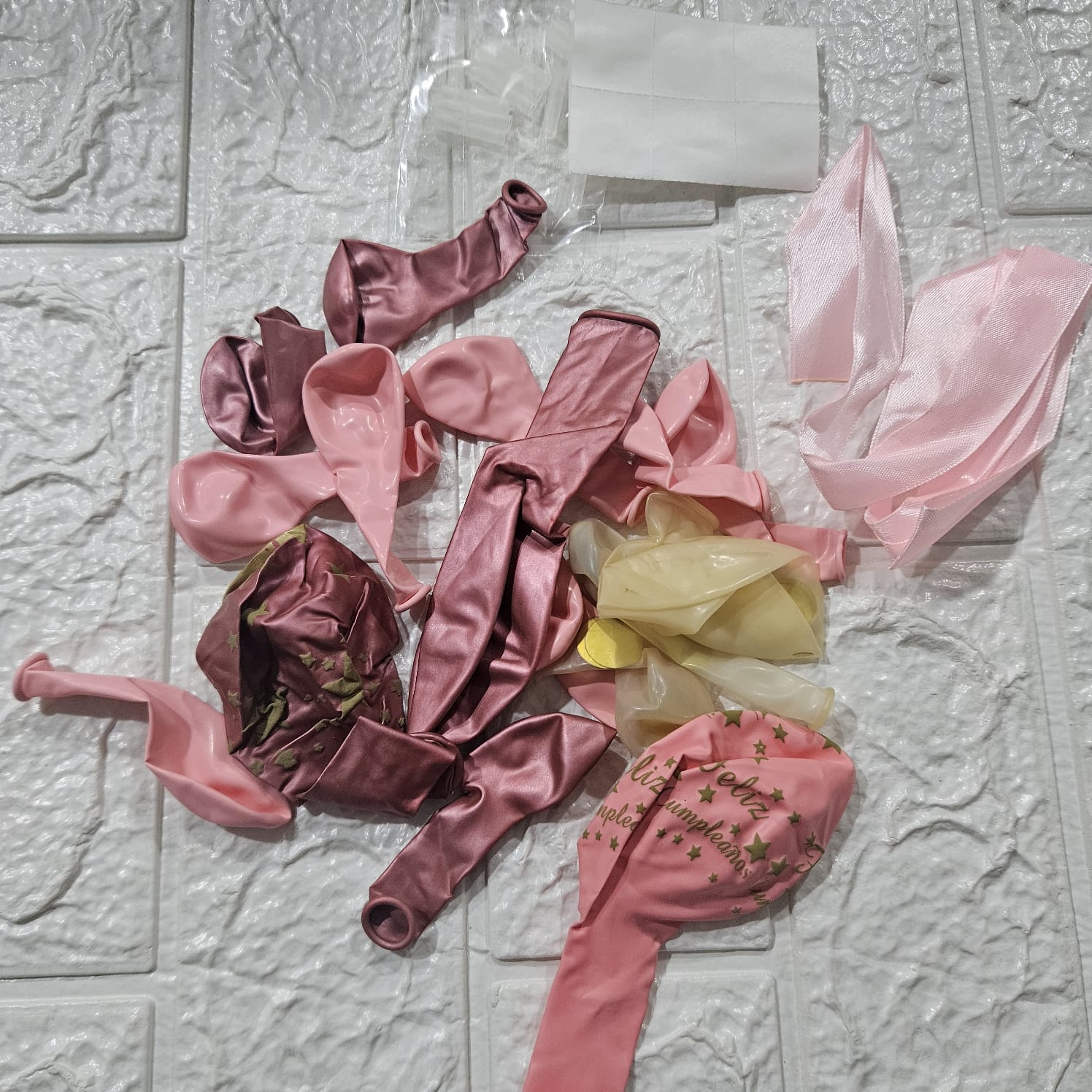 Set De Globos y Caja Arreglo de Cumpleaños (Rosa) - Imagen 7