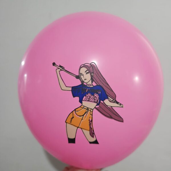 Set 12 globos látex Guerras Kpop (huntrix) - Imagen 3